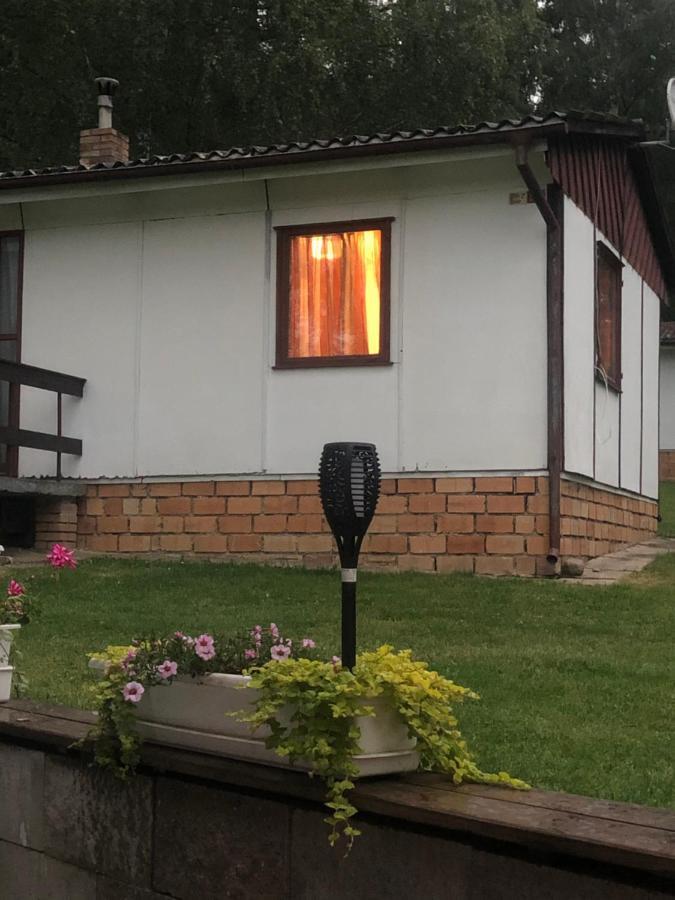 Retro Chatky Hurka Lipno Horní Planá 外观 照片