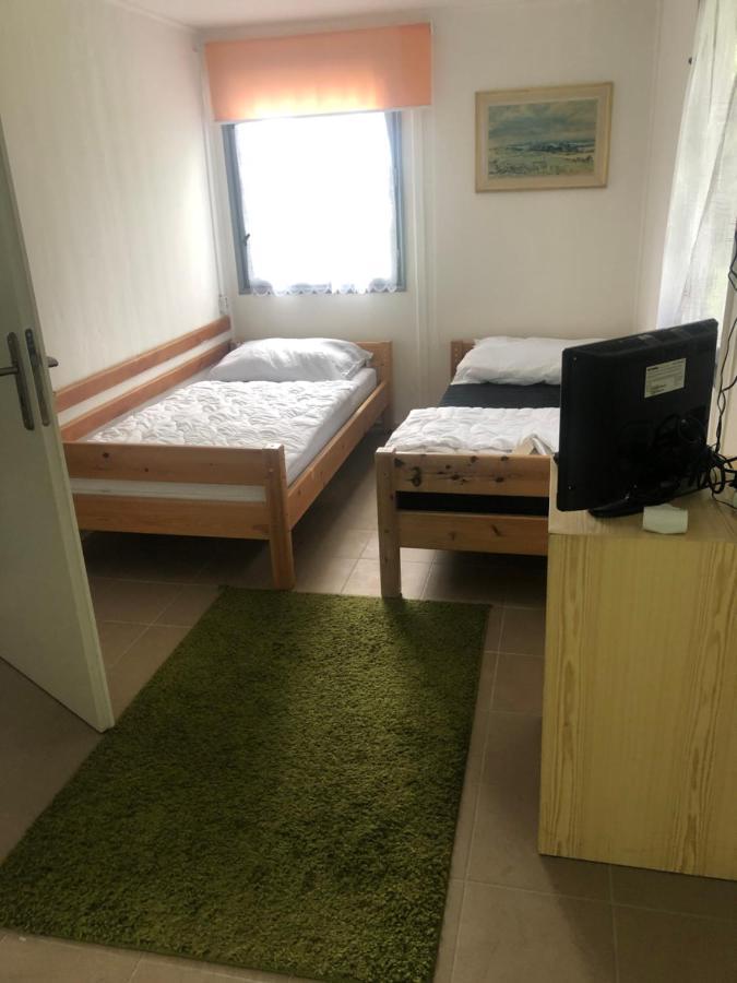 Retro Chatky Hurka Lipno Horní Planá 外观 照片