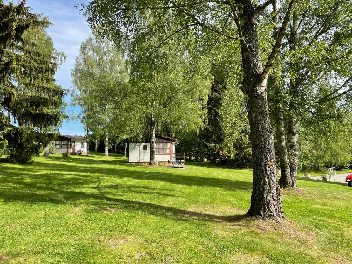 Retro Chatky Hurka Lipno Horní Planá 外观 照片