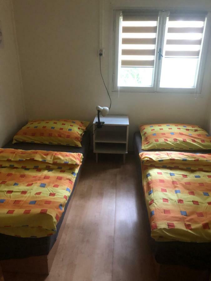 Retro Chatky Hurka Lipno Horní Planá 外观 照片