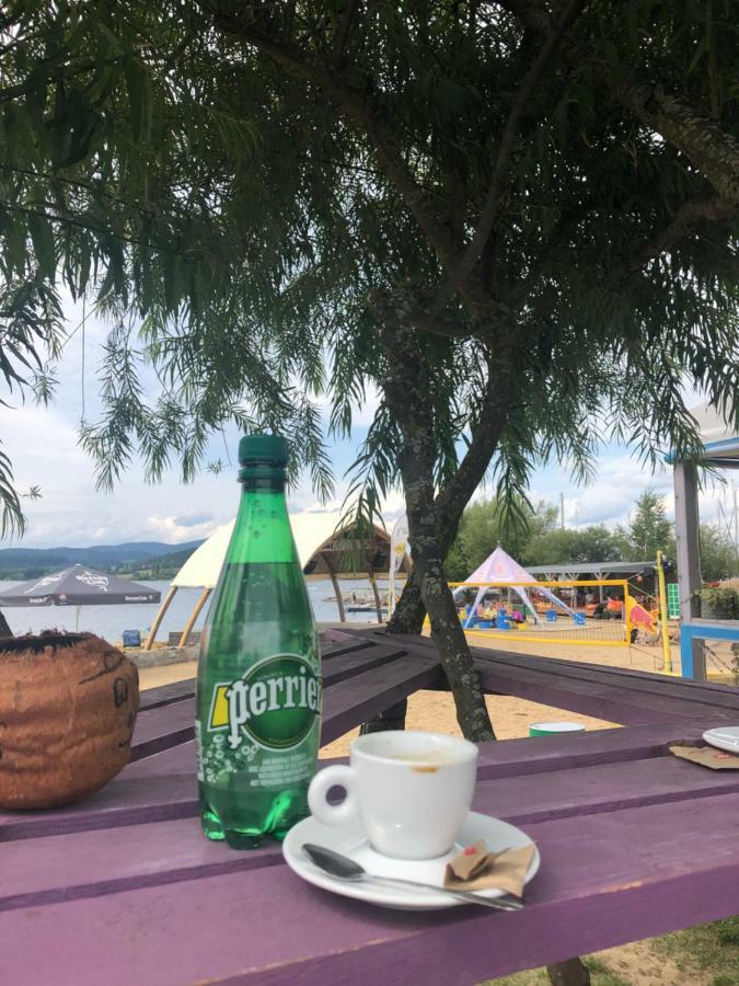 Retro Chatky Hurka Lipno Horní Planá 外观 照片